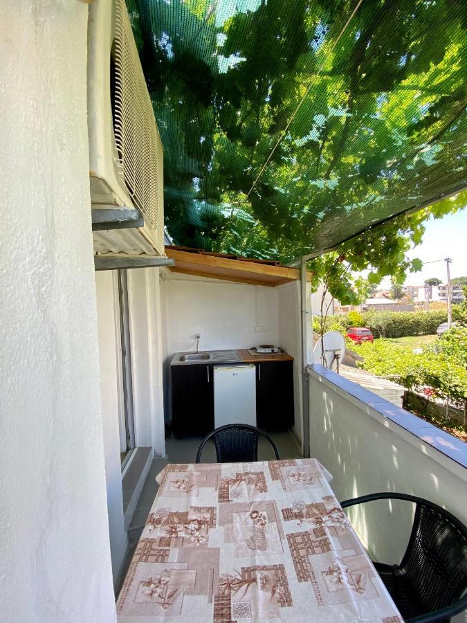 Kastrati Apartments Улцин Екстериор снимка